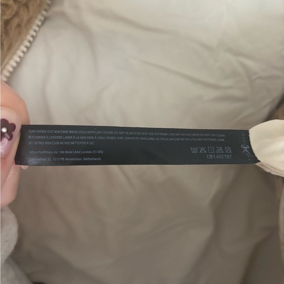 FP Movement Highline Reversible Sherpa Vest - Picture 10 of 13